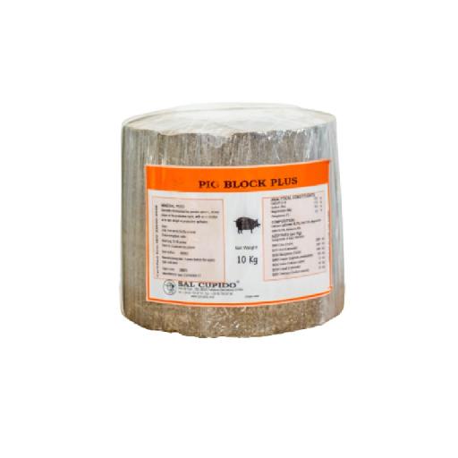 agrimat – Pig Bloc Plus 10 Kg | Specialized Salt Lick for Pigs at All Stages of Growth and Production