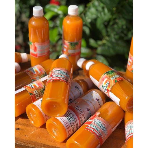 Eat Clean Kitchen's Carrot Glow Juice