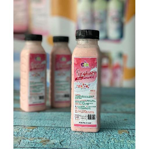 Eat Clean Kitchen's Berry & Chia Yogurt Drinks