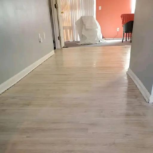 Napo - Vinyl Floor Installation