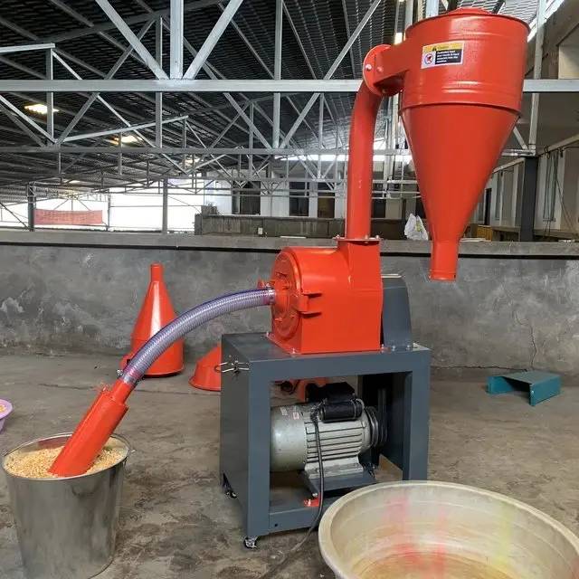 Hammer Mill Machine With Suction for Grinding Grains and Corn