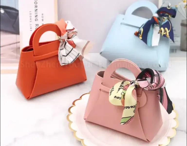 Ladies' Trendy PU Leather Handbag – 3-Compartment, Gold Hardware, Detachable Strap, Osu