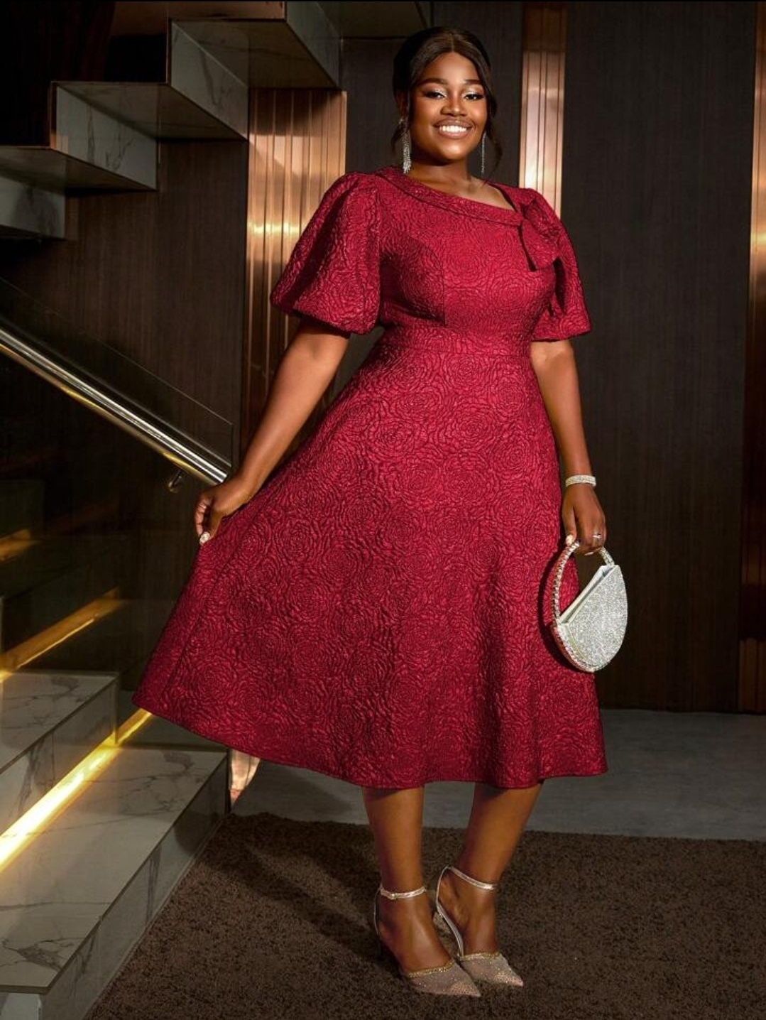 Women's Plus Size Rose Jacquard A-Line Dress with Puff Sleeves