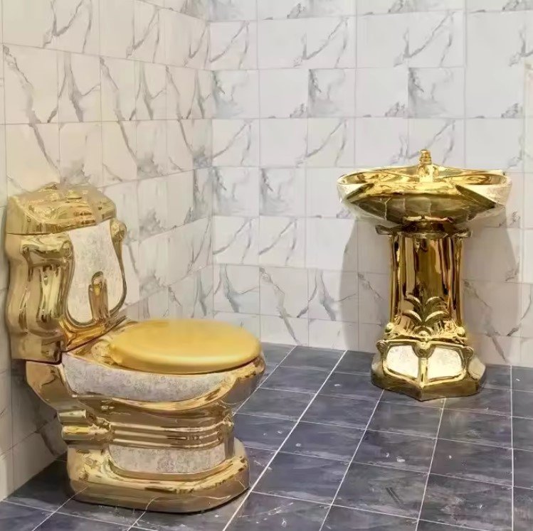 Luxury Gold-Plated Ceramic Toilet Bowl Set (Elongated, S-Trap)