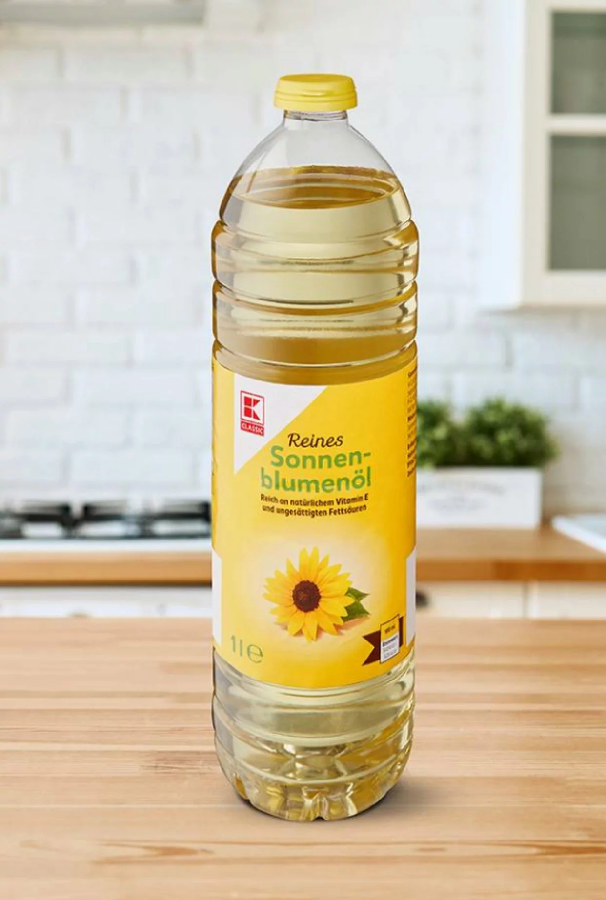 Reine Pure Sunflower Cooking Oil (1 Liter Bottle)