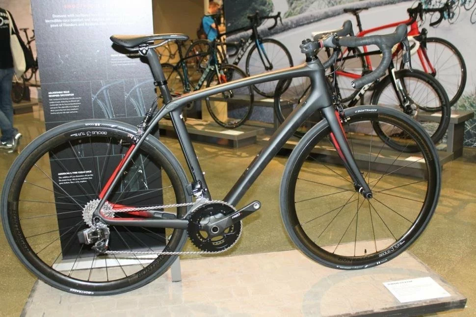 2021 Trek Domane SLR 9 eTap Road Bike - High-Performance Endurance