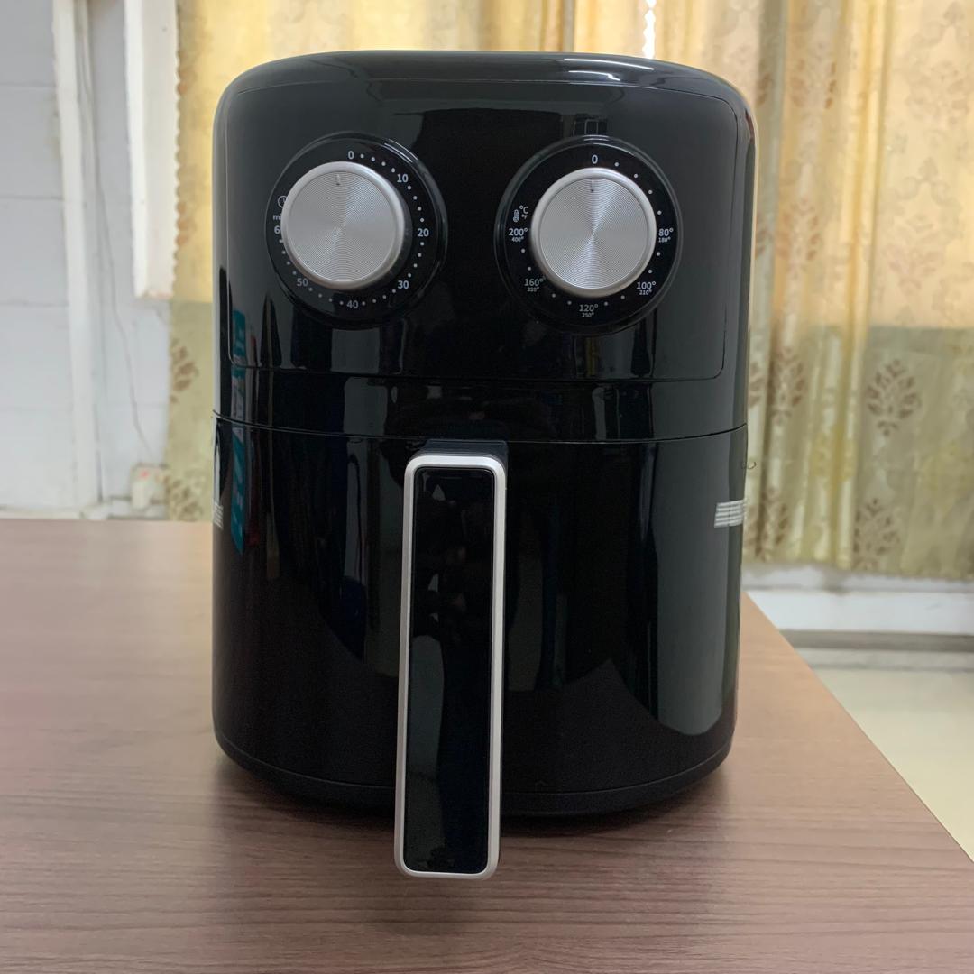 Decakila 4.5L Air Fryer with Timer & Temp Control (KEEC099B)