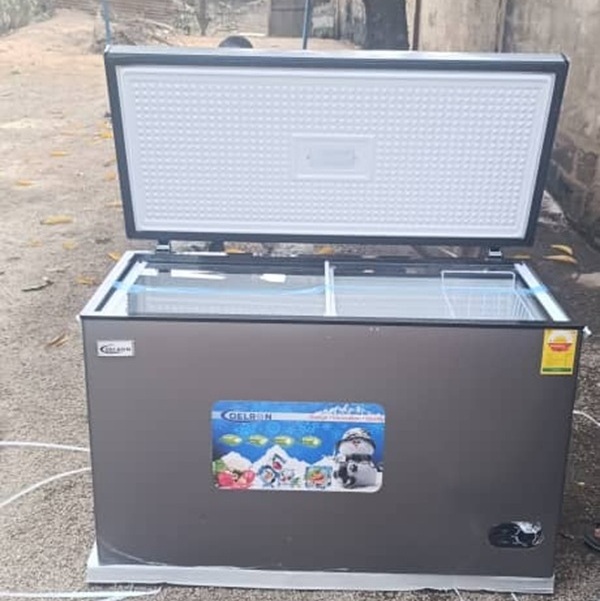 Delron 350L Single Door Chest Freezer with Blast Freeze