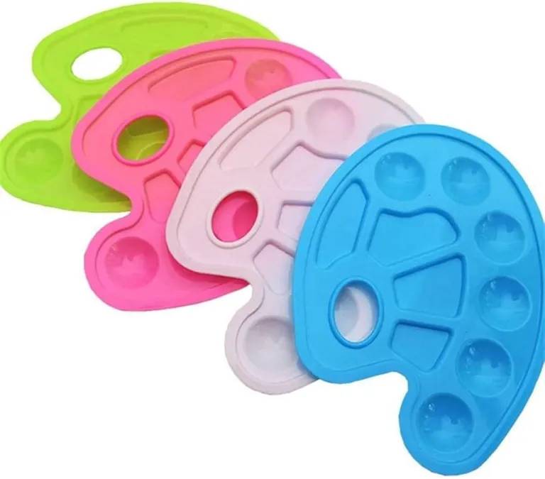 Plastic Palette – Lightweight and Durable Paint Tray for Kids