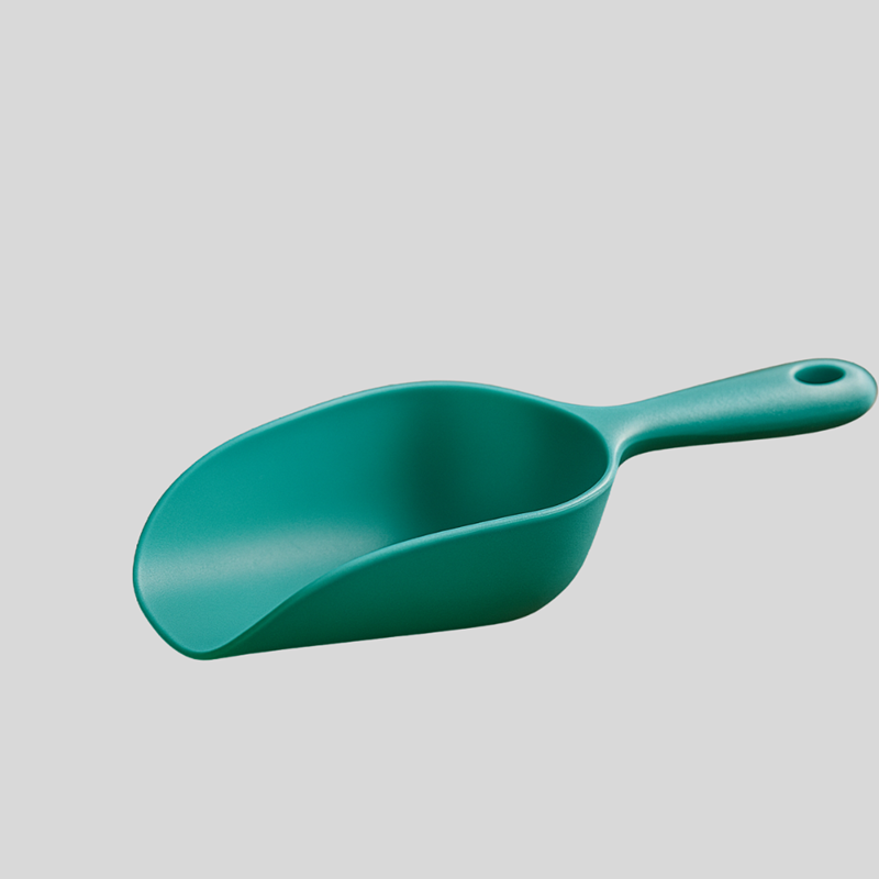 Feed Scoop – Durable & Ergonomic Animal Feed Tool