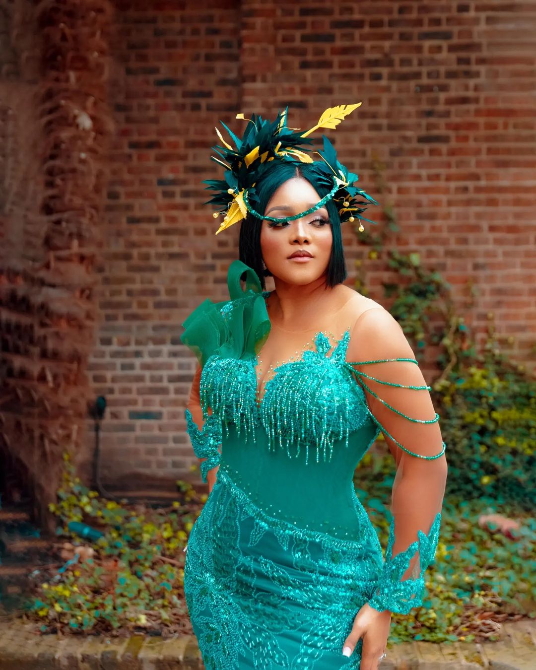 Green Lace Couture: Magic Creation