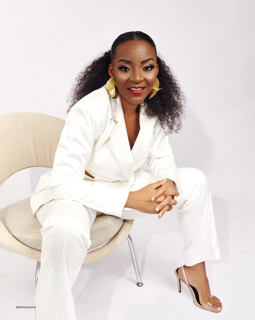 Nostalgic Elegance: White Ensembles by Amoasi Official