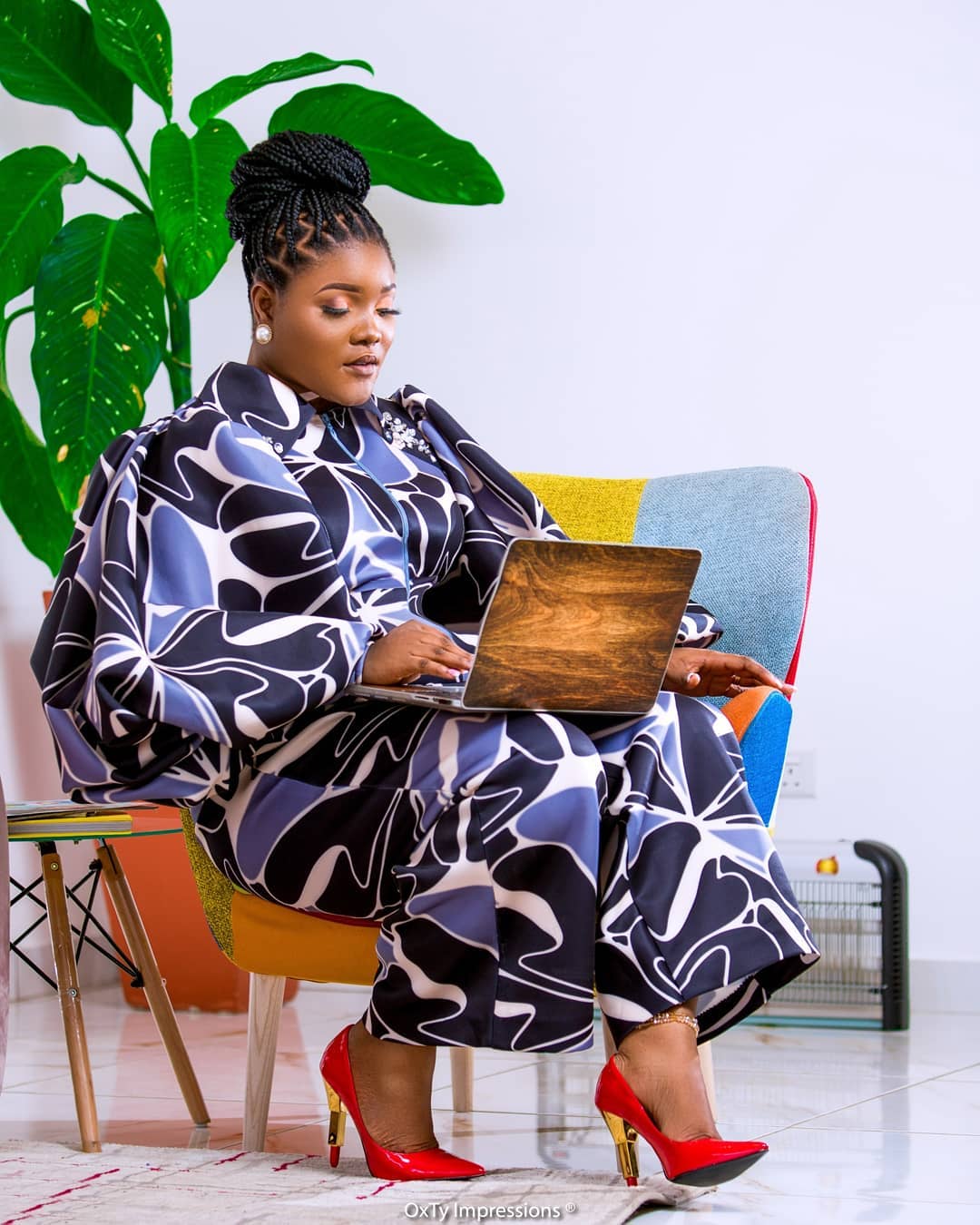Elegant Jumpsuit Ensemble: Curated by Amoasi Official
