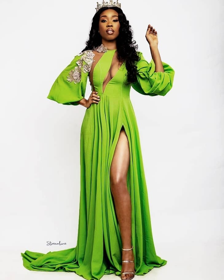 Regal in Light Green: Queen's Ensemble by Amoasi Official