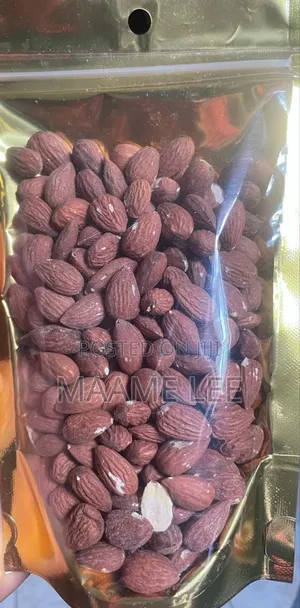 Raw Almond Nuts - Vitamin E Rich Snack for Heart & Skin Health