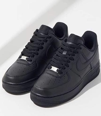 Nike Air Force 1 '07 - Black Leather Sneakers, Iconic Cushioning