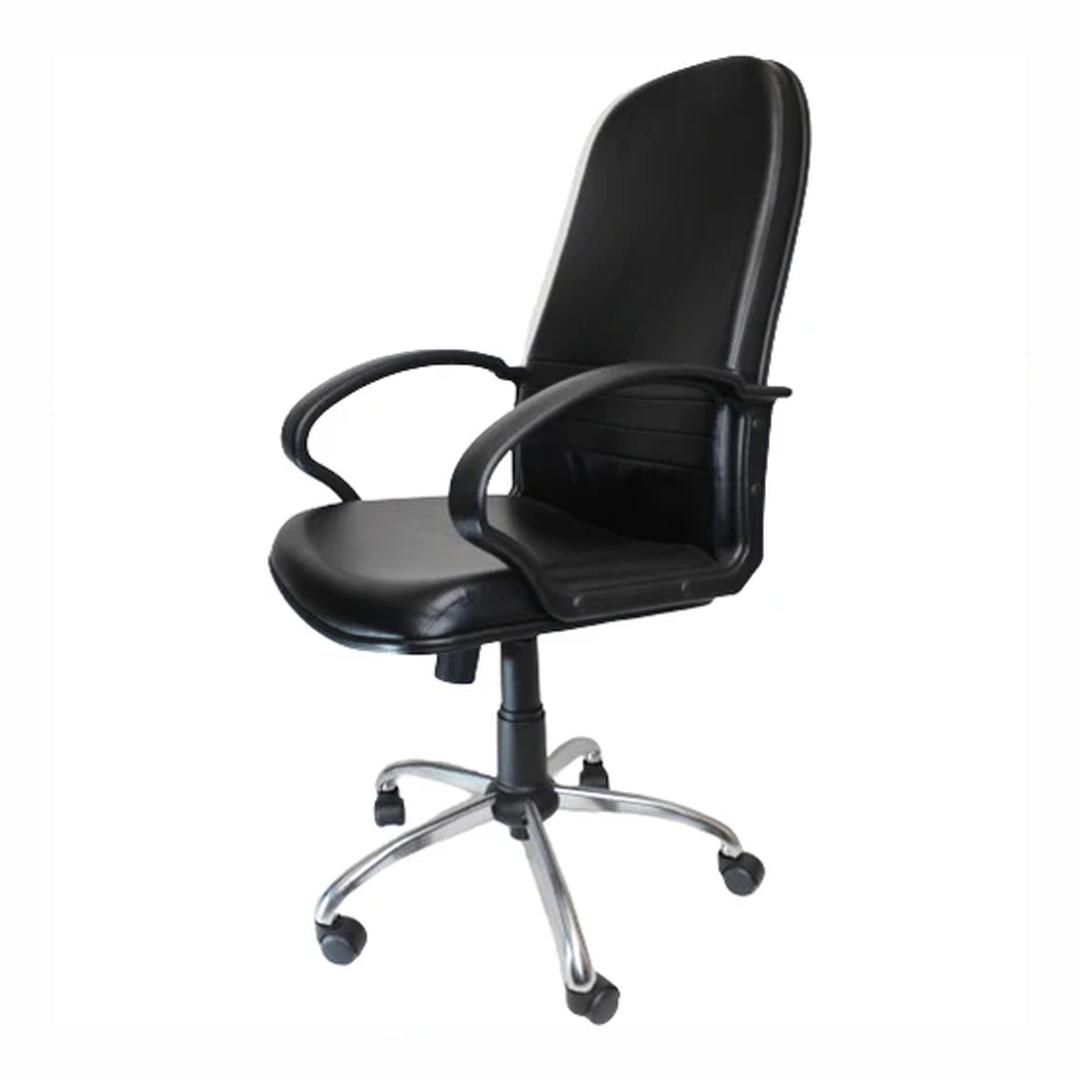 Swivel Chair – Black Leather (Sleek & Professional Office Seating)