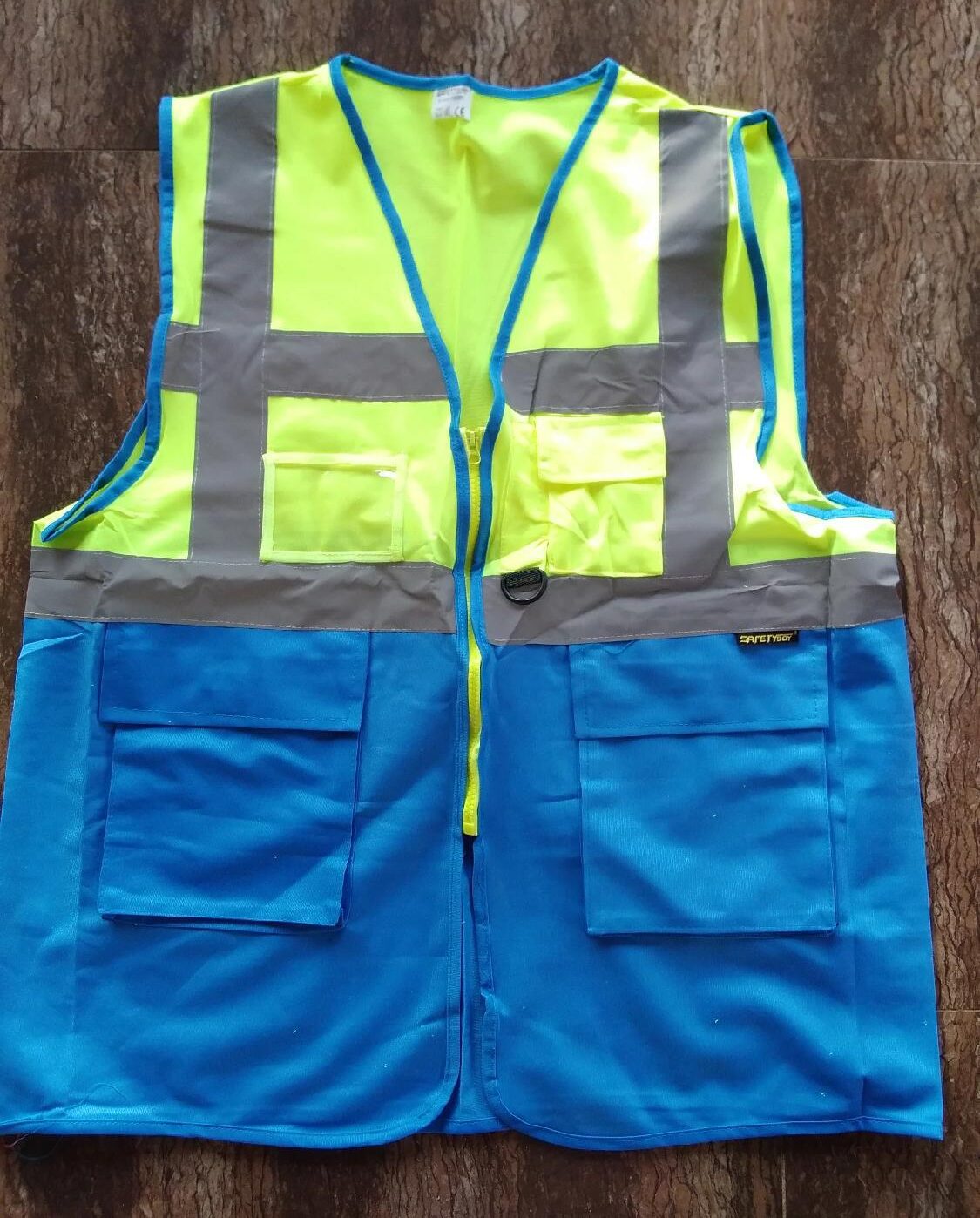 Icobeg High Visibility Vest/Reflector/Reflective Vest – Durable Two-Tone Safety Wear for Maximum Visibility