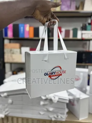 Elegant Strawboard Boxes - Lightweight & Sturdy Packaging