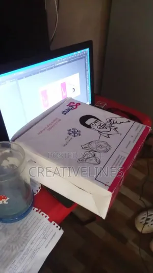 Custom Chicken Boxes - Branded Poultry Takeaway Packaging