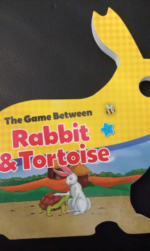 Learn and Play: The Game Between Rabbit & Tortoise (Board book) - Race with Spinner Game