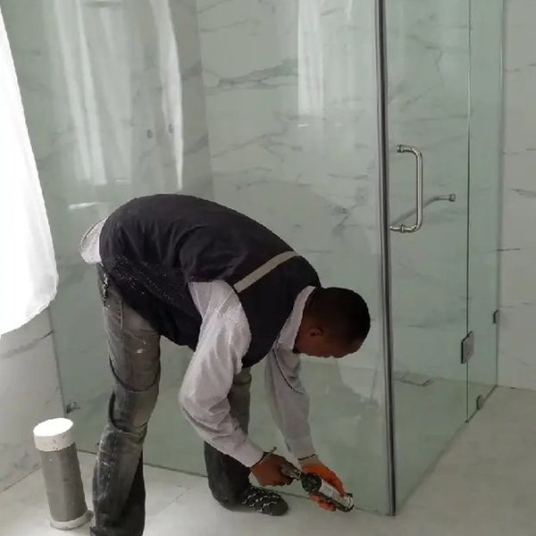Classic - Shower Enclosure