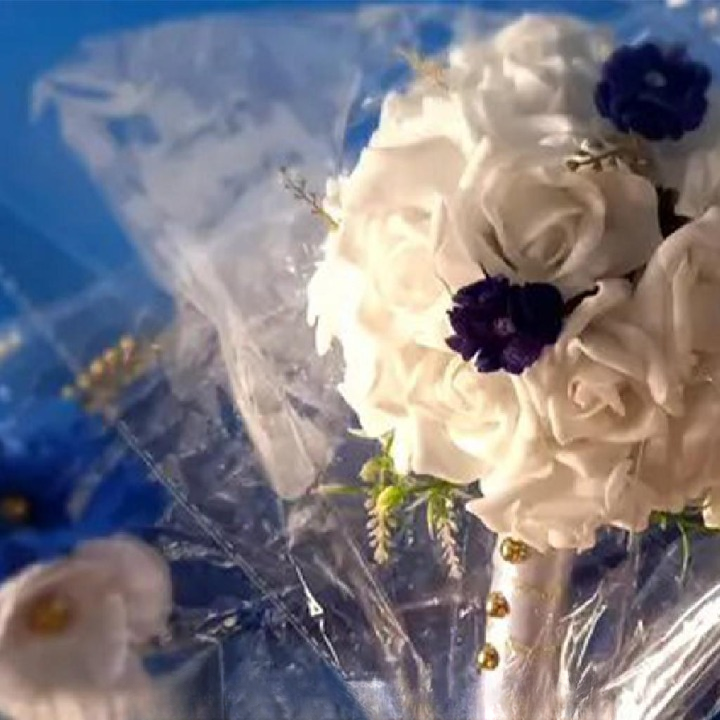 Pabs - Beautiful Bouquets/Engagement