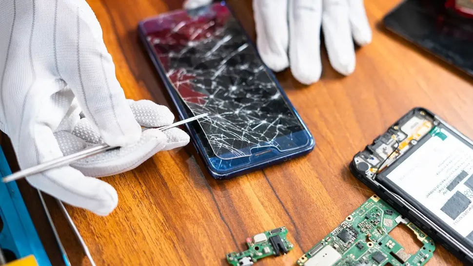 Asuture - Cracked or shattered cell phone screen repairs
