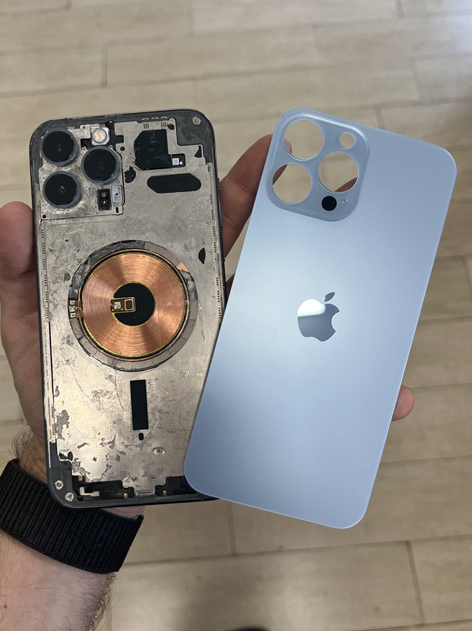 Asuture - Back panel or casing replacement