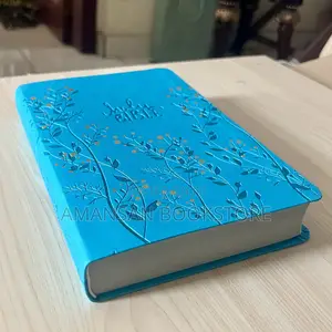 NKJV Bible Giant Print Edition Thomas Nelson: Easy-to-Read Large Print