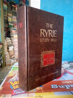 The Ryrie Study Bible, New King American Standard: By Charles C. Ryrie