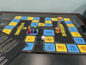 Girls' Night in Game Card: Quality Time with Friends Pampering and Hilarious Games