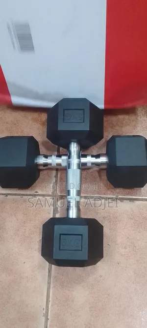 5 Kg Dumbbell – Cast Iron / Rubber Hex Dumbbell
