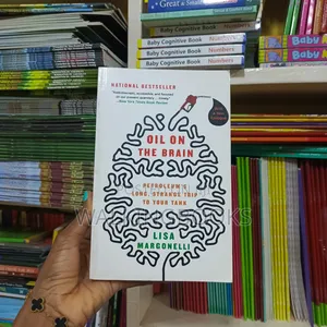 Oil on the Brain by Lisa Margonelli | The Fascinating Journey of Gasoline from Ground to Tank