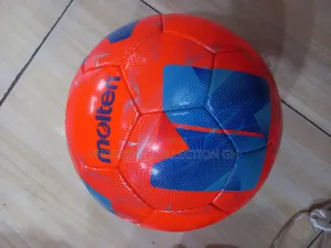 Original Molten Football – Professional Match Football – Anti-Slip 32-Panel Design