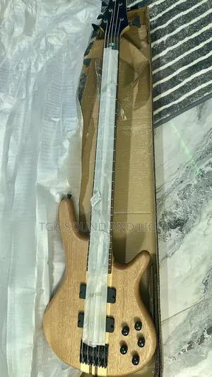 5 Strings Active Bass Guitar