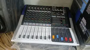 8chanels Mixer Amp Yamaha
