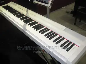 Yamaha P 105 Digital Piano Keyboard