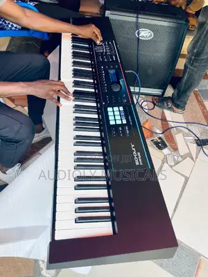 Roland Juno-Ds 61-Key Lightweight Synth-Action Keyboard