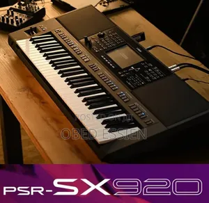 Yamaha PSR Sx920 With a Quality Keyboard Stand