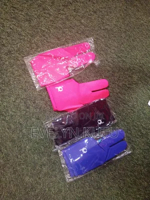 Snooker Gloves – Leather Fingerless Gym & Weightlifting Gloves