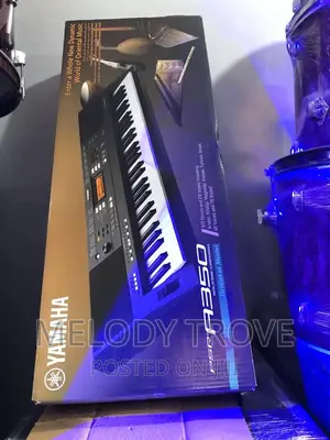 Yamaha 61 Keyboard Black - PSR-A350