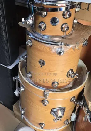 Dw 5set Professional Drums | Professional Drum Kit | Durable Build | Stage & Studio Ready