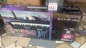 Keyboard PSR 473 – Professional Electronic Keyboard & Digital Piano