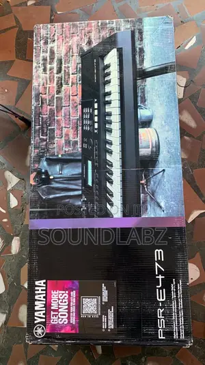 Yamaha PSR-E473 61-Key Portable Keyboard – 820 Voices, 290 Styles, Assignable Knobs & Carry Bag