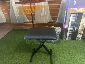 Adjustable Keyboard Bench & Piano Stool – Padded Foam Seat, Height-Adjustable for All Playing Levels