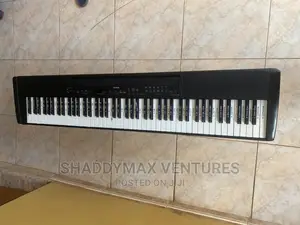 Yamaha P 80 Electric Piano | Touch-Sensitive Keys | Built-in Voices | USB MIDI Compatible