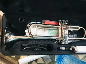 Yamaha Ytr-2330 Student Bb Trumpet - Silver Lacquer