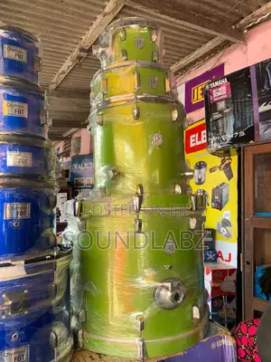 Lemon 5-Piece Acoustic Drum Set – Complete Hardware & Cymbal Package