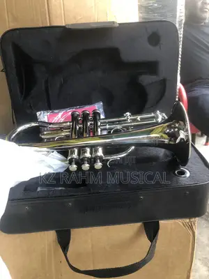 Connect Bb Student Trumpet – Durable Brass Body, Chrome Finish, Responsive Valves & Beginner-Friendly